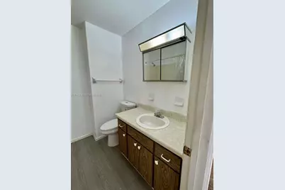 5100 Rilma Ave #0, Sarasota, FL 34234 - Photo 15