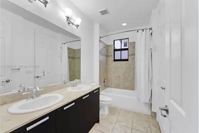 8453 NW 51st Ter #8453, Doral, FL 33166 - Photo 11