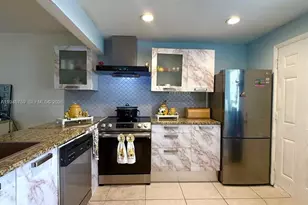 1601 NE 191st St, Miami, FL 33179 - Photo 9