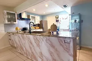 1601 NE 191st St, Miami, FL 33179 - Photo 13