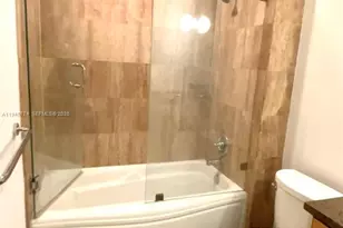 300 S Biscayne Blvd, Miami, FL 33131 - Photo 19