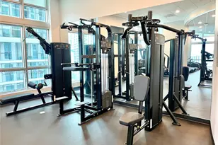 300 S Biscayne Blvd, Miami, FL 33131 - Photo 7