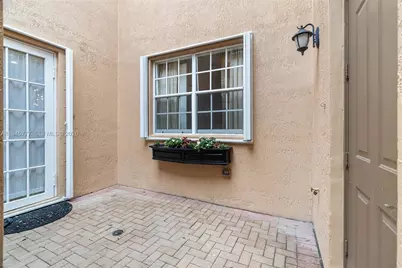 839 SW 147th Ter #5, Pembroke Pines, FL 33027 - Photo 23