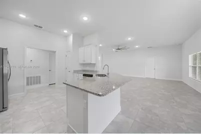 5467 Knights Landing Dr, Other City - In The State Of Florida, FL 33810 - Photo 17