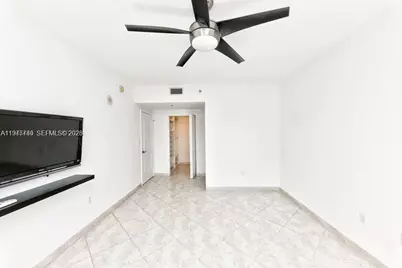 110 Washington Ave #2405, Miami Beach, FL 33139 - Photo 9