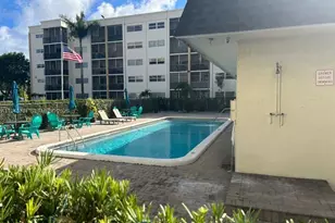 220 SW 9th Ave, Hallandale Beach, FL 33009 - Photo 27