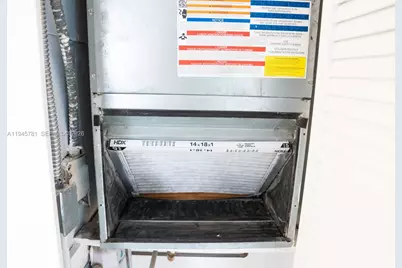 220 SW 9th Ave #306, Hallandale Beach, FL 33009 - Photo 5