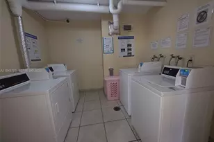 6970 NW 186th St, Hialeah, FL 33015 - Photo 15