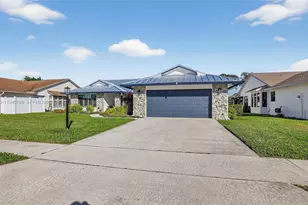 9943 Majorca Pl, Boca Raton, FL 33434 - Photo 5