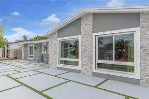 15244 SW 108th Ct, Miami, FL 33157 - Photo 3