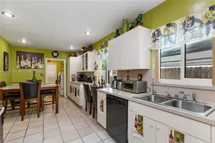 15244 SW 108th Ct, Miami, FL 33157 - Photo 9