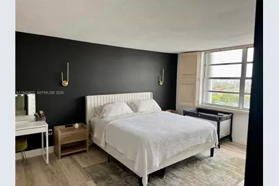 2750 NE 183rd St #705, Aventura, FL 33160 - Photo 5