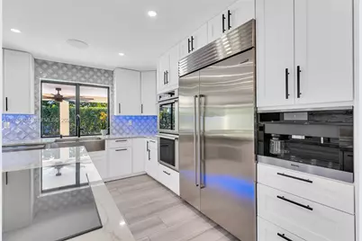 6980 NW 6th Ct, Plantation, FL 33317 - Photo 11