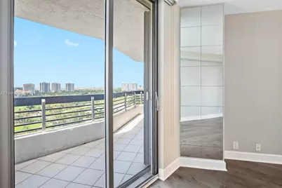 3400 NE 192nd St #1707, Aventura, FL 33180 - Photo 23