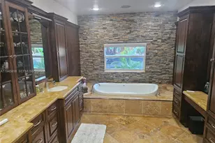 3070 Perriwinkle Cir, Davie, FL 33328 - Photo 21