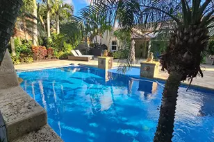 3070 Perriwinkle Cir, Davie, FL 33328 - Photo 5