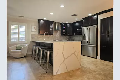 3070 Perriwinkle Cir, Davie, FL 33328 - Photo 13