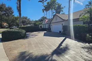 3070 Perriwinkle Cir, Davie, FL 33328 - Photo 3