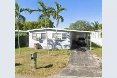 913 SW Sw 131st Way, Davie, FL 33325 - Photo 1
