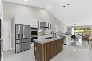 19648 Back 9 Dr, Boca Raton, FL 33498 - Photo 15