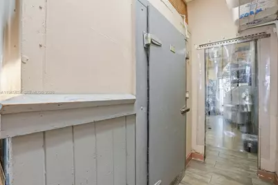 Confidential 76th St, Hialeah, FL 33018 - Photo 5