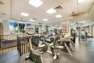 19501 W Country Club Dr #511, Aventura, FL 33180 - Photo 11