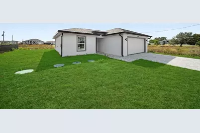 3210 Tenth St SW #3210, Lehigh Acres, FL 33976 - Photo 3