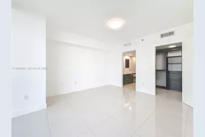 475 Brickell Ave #4215, Miami, FL 33131 - Photo 21