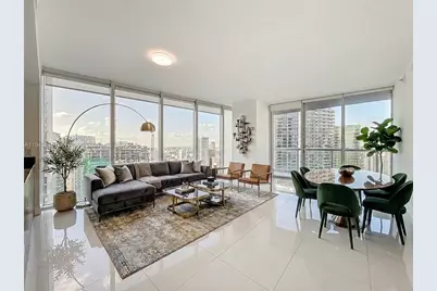 475 Brickell Ave #4215, Miami, FL 33131 - Photo 13