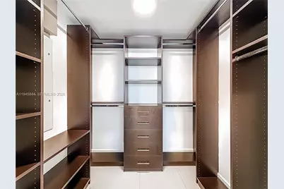 475 Brickell Ave #4215, Miami, FL 33131 - Photo 23