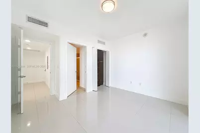 475 Brickell Ave #4215, Miami, FL 33131 - Photo 27
