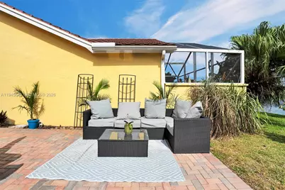 18071 Clear Brook Cir, Boca Raton, FL 33498 - Photo 29