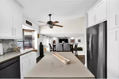 18071 Clear Brook Cir, Boca Raton, FL 33498 - Photo 9