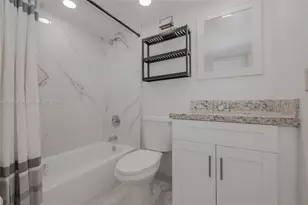 9150 Fontainebleau Blvd, Miami, FL 33172 - Photo 19
