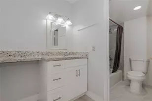 9150 Fontainebleau Blvd, Miami, FL 33172 - Photo 25