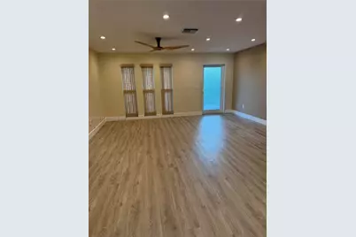 407 SE 4th Ter #407, Dania Beach, FL 33004 - Photo 3