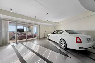 18555 Collins Ave, Sunny Isles Beach, FL 33160 - Photo 11