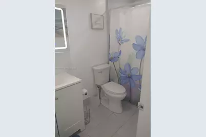 600 Layne Blvd #122, Hallandale Beach, FL 33009 - Photo 9