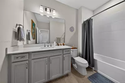 4409 W Appleton Cir W, Oakland Park, FL 33309 - Photo 13