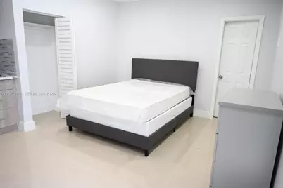 7545 NW 3rd Ave #4, Miami, FL 33150 - Photo 5