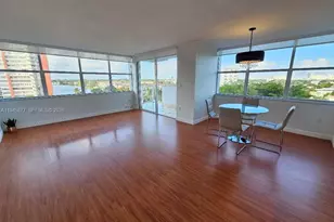 1300 NE Miami Gardens Dr, Miami, FL 33179 - Photo 9