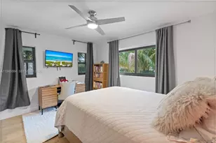 1106 NE 119th St, Biscayne Park, FL 33161 - Photo 35