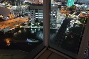 31 SE 5th St, Miami, FL 33131 - Photo 23