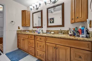 8221 Pine Dr, Tamarac, FL 33321 - Photo 11