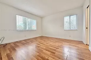 1638 Embassy Dr, West Palm Beach, FL 33401 - Photo 11