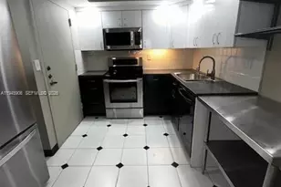 625 Biltmore Way, Coral Gables, FL 33134 - Photo 9