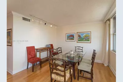 625 Biltmore Way #807, Coral Gables, FL 33134 - Photo 39
