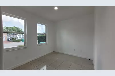 1158 NW 135th Ct, Miami, FL 33182 - Photo 9