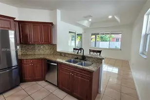 1158 NW 135th Ct, Miami, FL 33182 - Photo 3