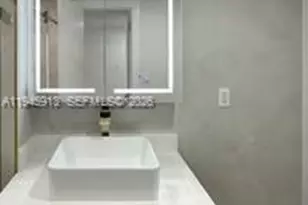 2750 NE 183rd St, Aventura, FL 33160 - Photo 15